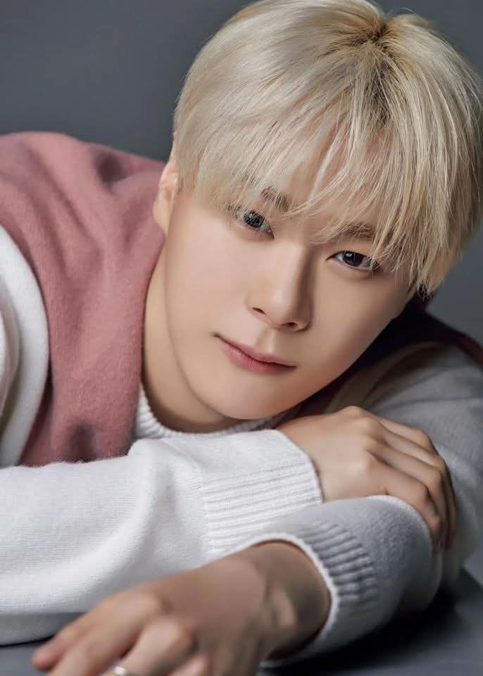 Latest photo of Moonbin (ASTRO)
