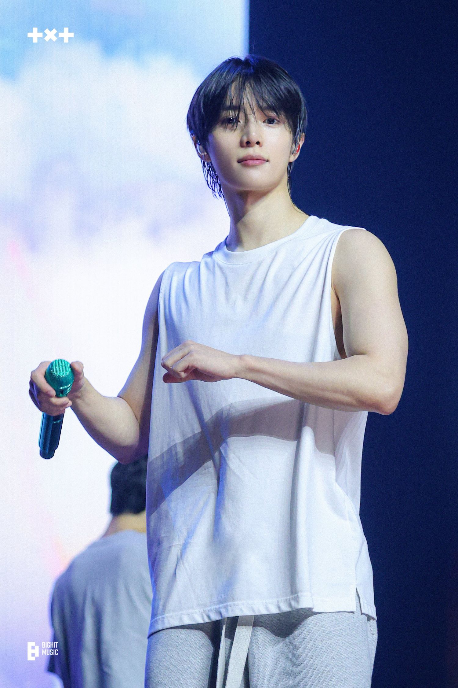 Latest photo of Beomgyu (TOMORROW X TOGETHER)