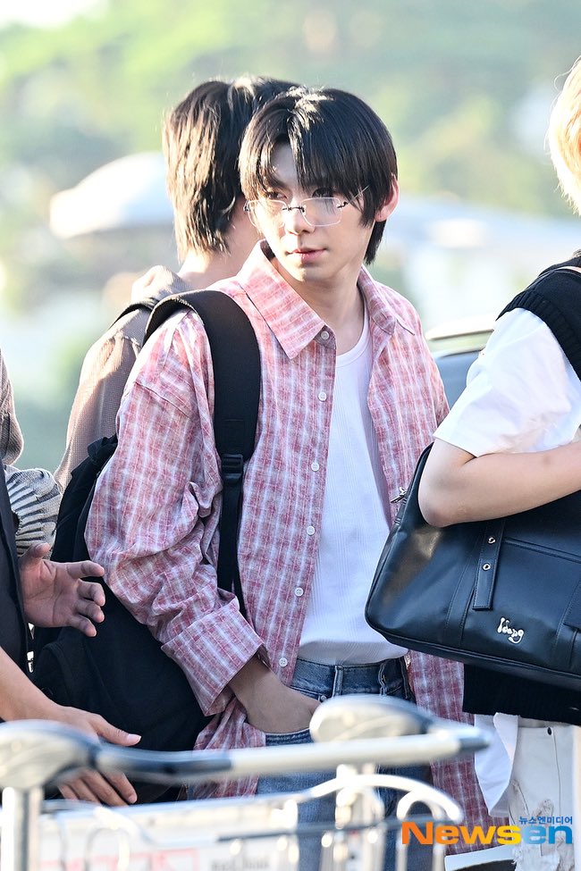 Recent activity shot of Park Han (AHOF)