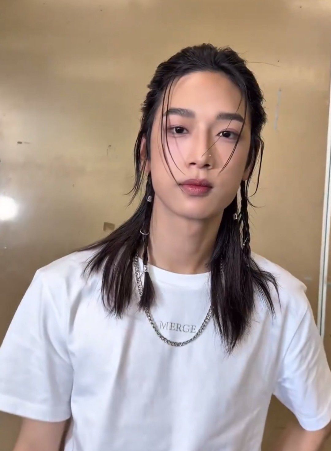 Recent activity shot of Nex (BUS)