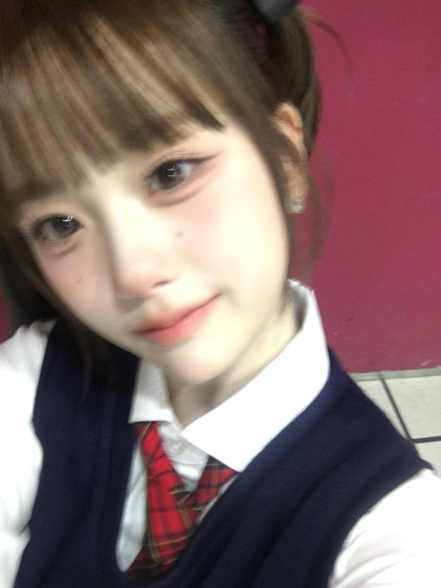 Recent activity shot of tripleS