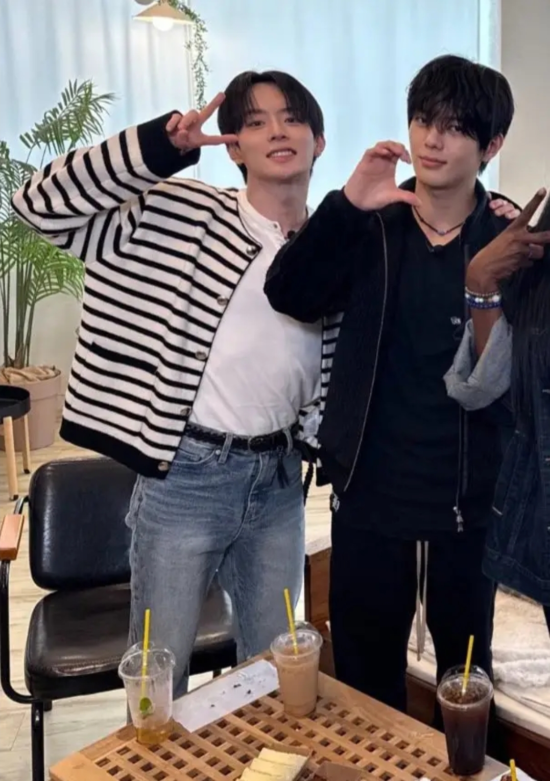 A moment captured by Kangmin (VERIVERY)'s fan