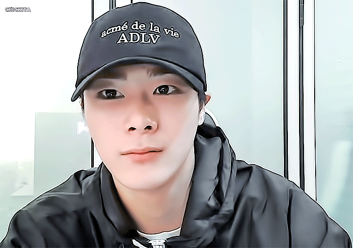 Behind-the-scenes cut of Moonbin (ASTRO)