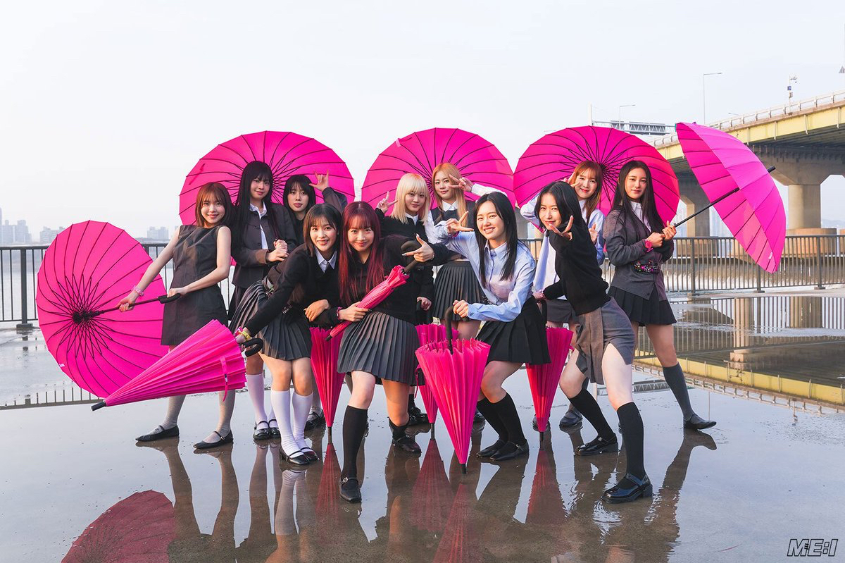 Behind-the-scenes cut of Kasahara Momona (ME:I)