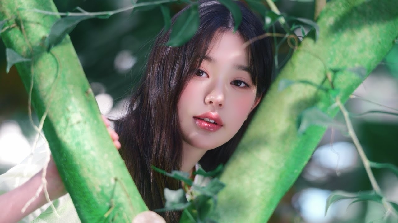 Recent activity shot of Jang Wonyoung (IVE)
