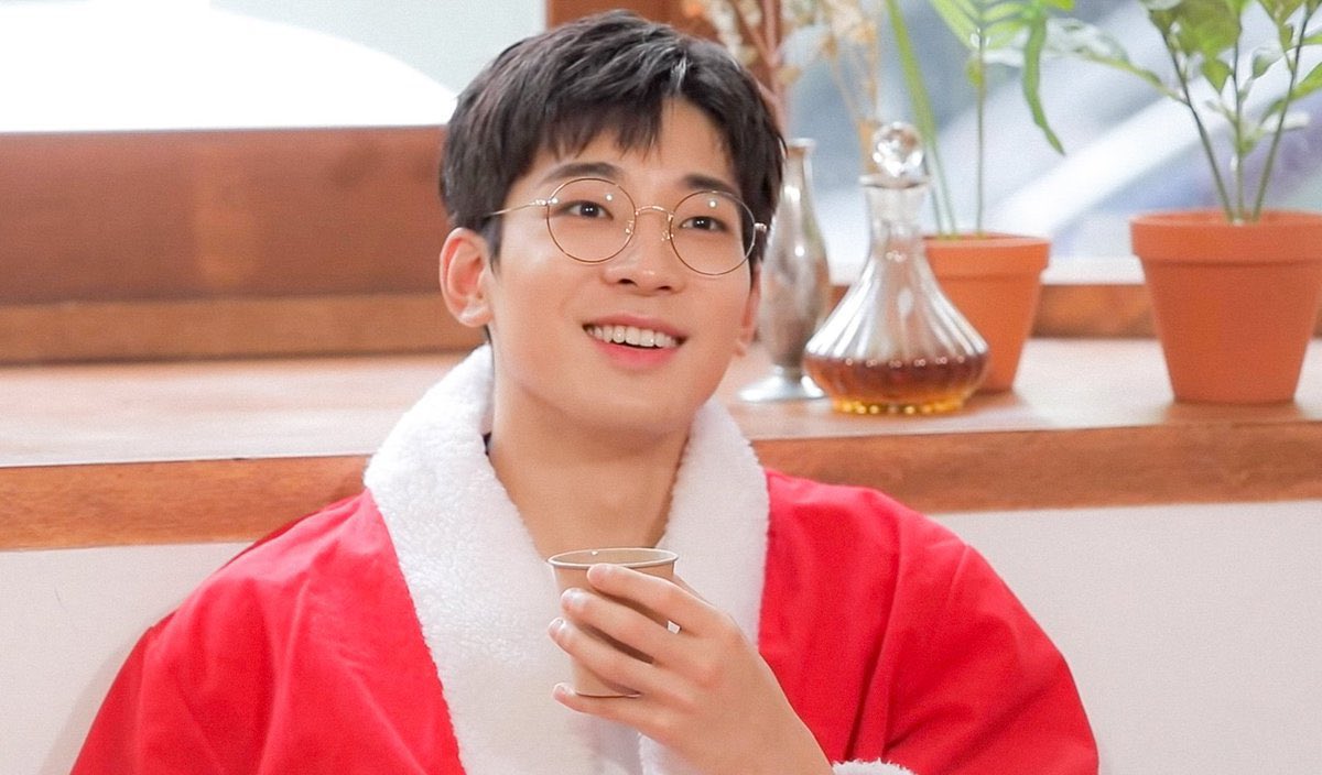 Latest photo of Wonwoo (SEVENTEEN)