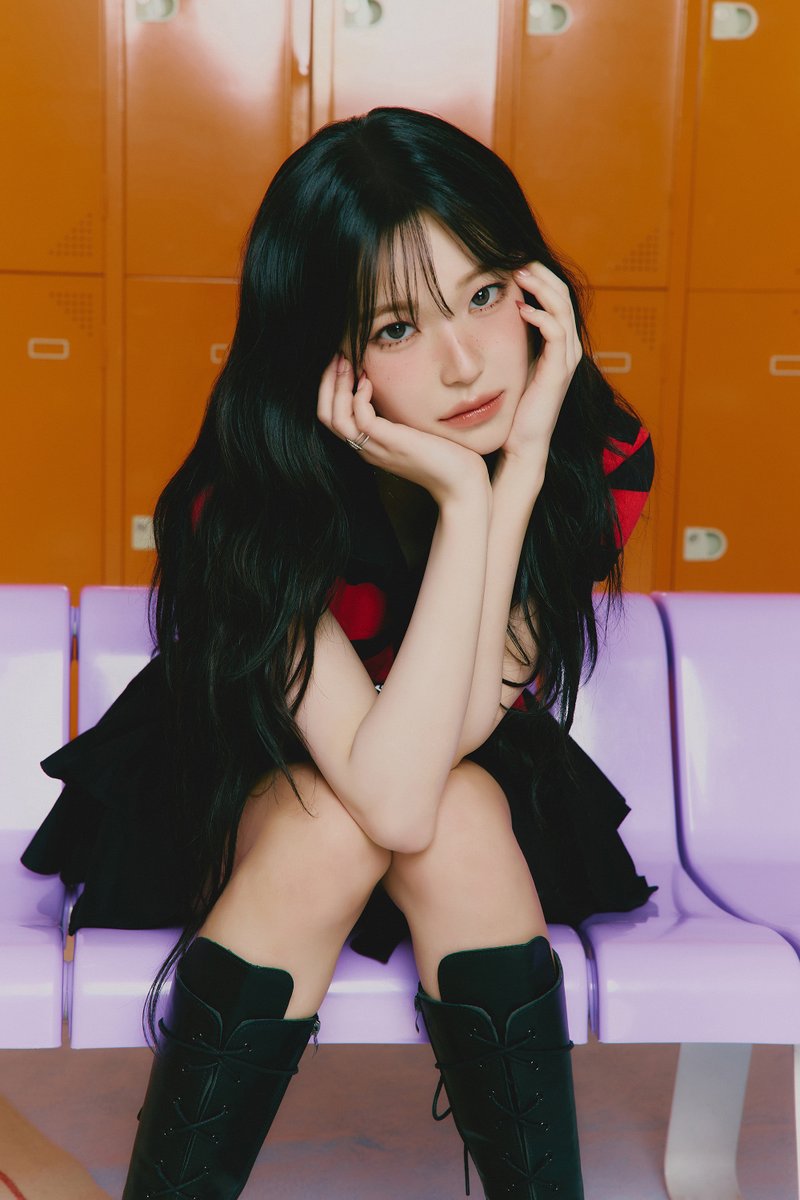 Behind-the-scenes cut of fromis (9)