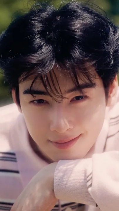 Behind-the-scenes cut of Eunwoo (ASTRO)