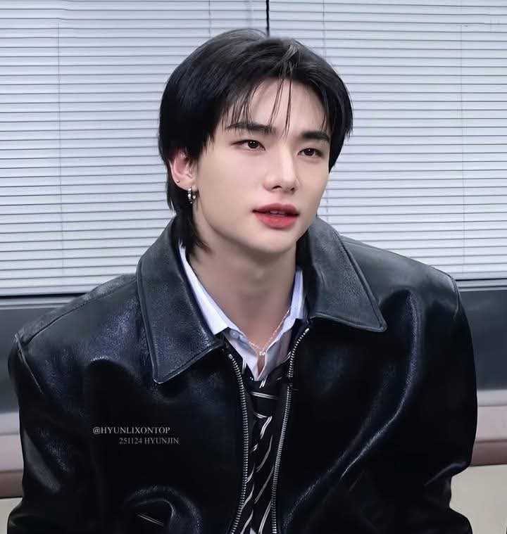 Recent activity shot of Hyunjin (Stray Kids)