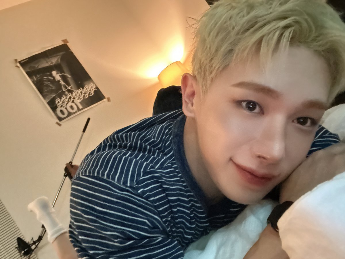 A moment captured by Wonho's fan