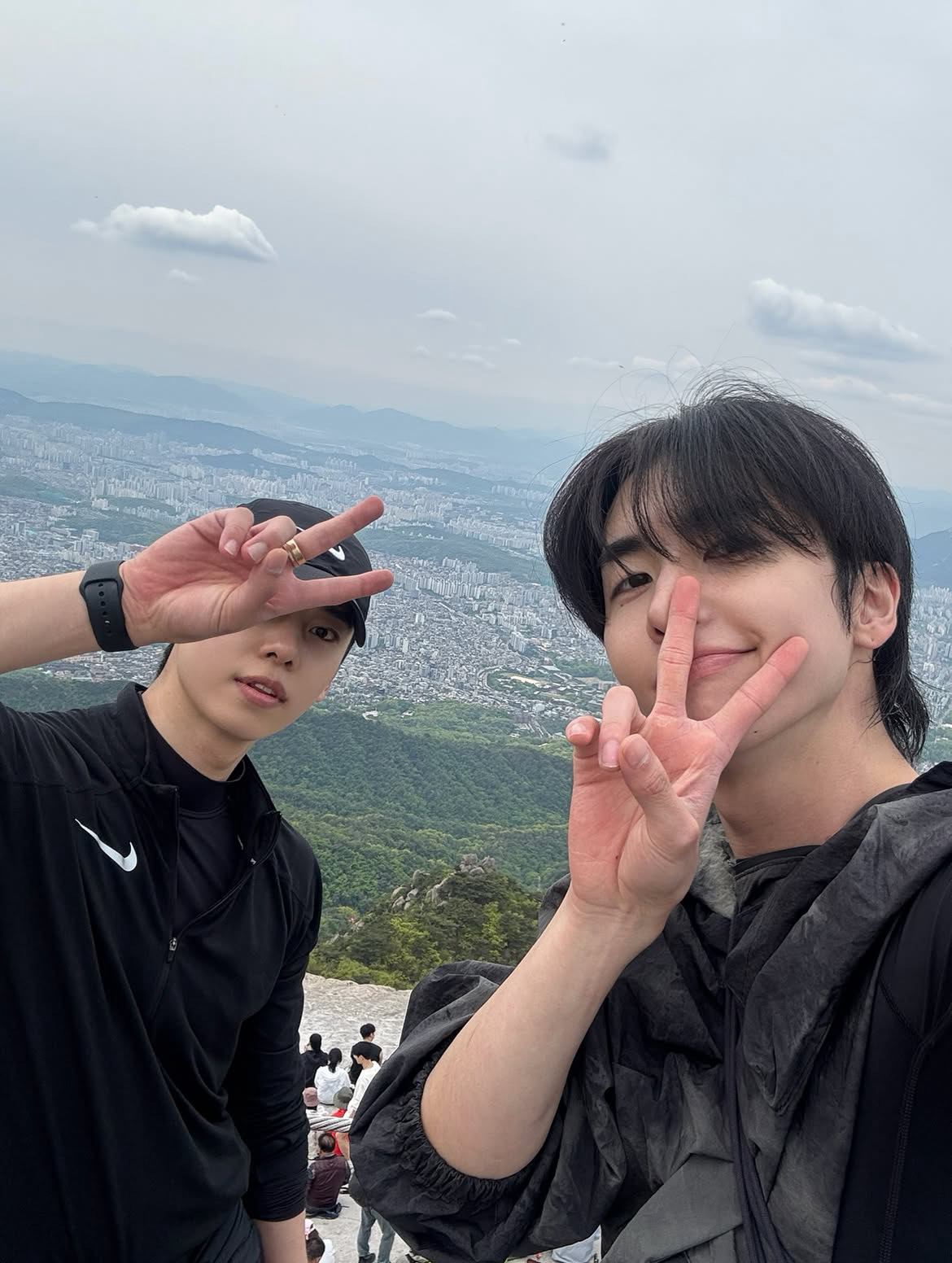 Recent activity shot of Xiao (UP10TION)