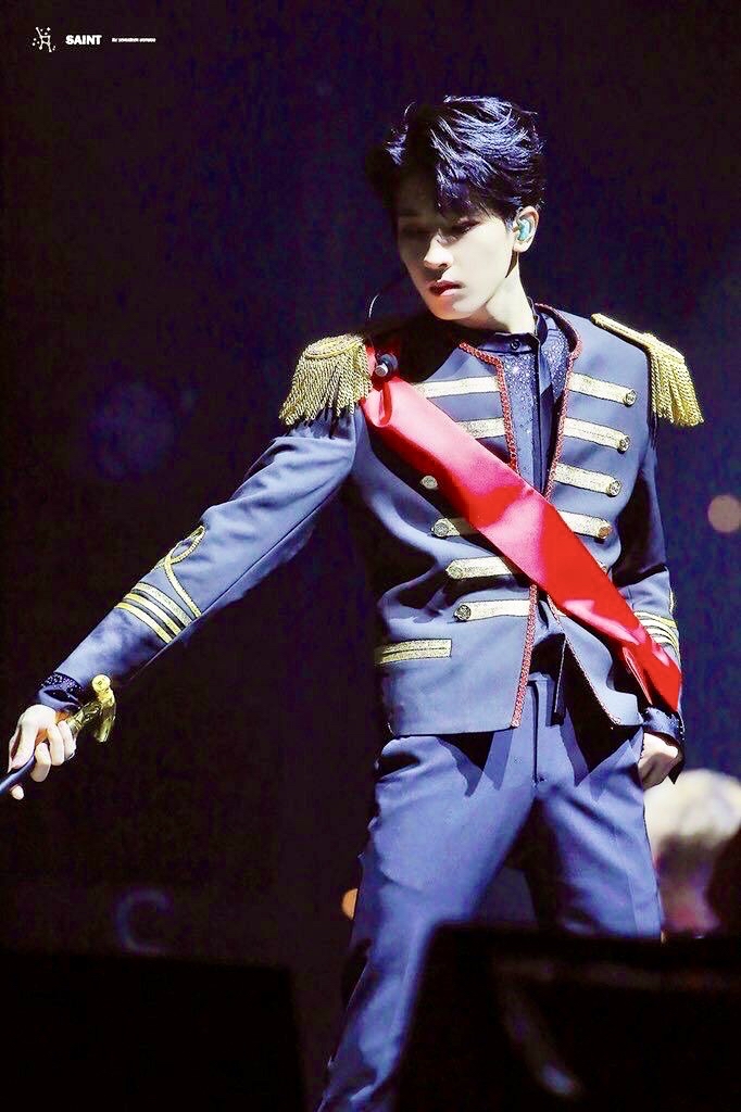 圆佑 (SEVENTEEN)的最新照片