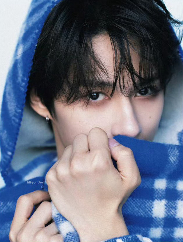 Behind-the-scenes cut of Jun (SEVENTEEN)
