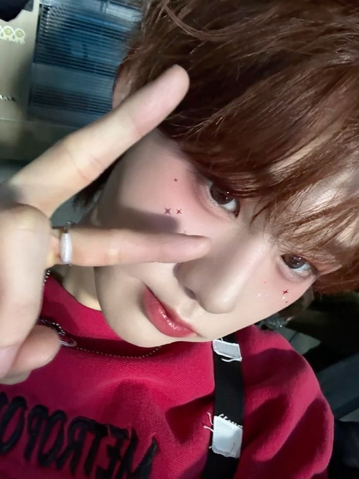 A moment captured by EVNNE's fan