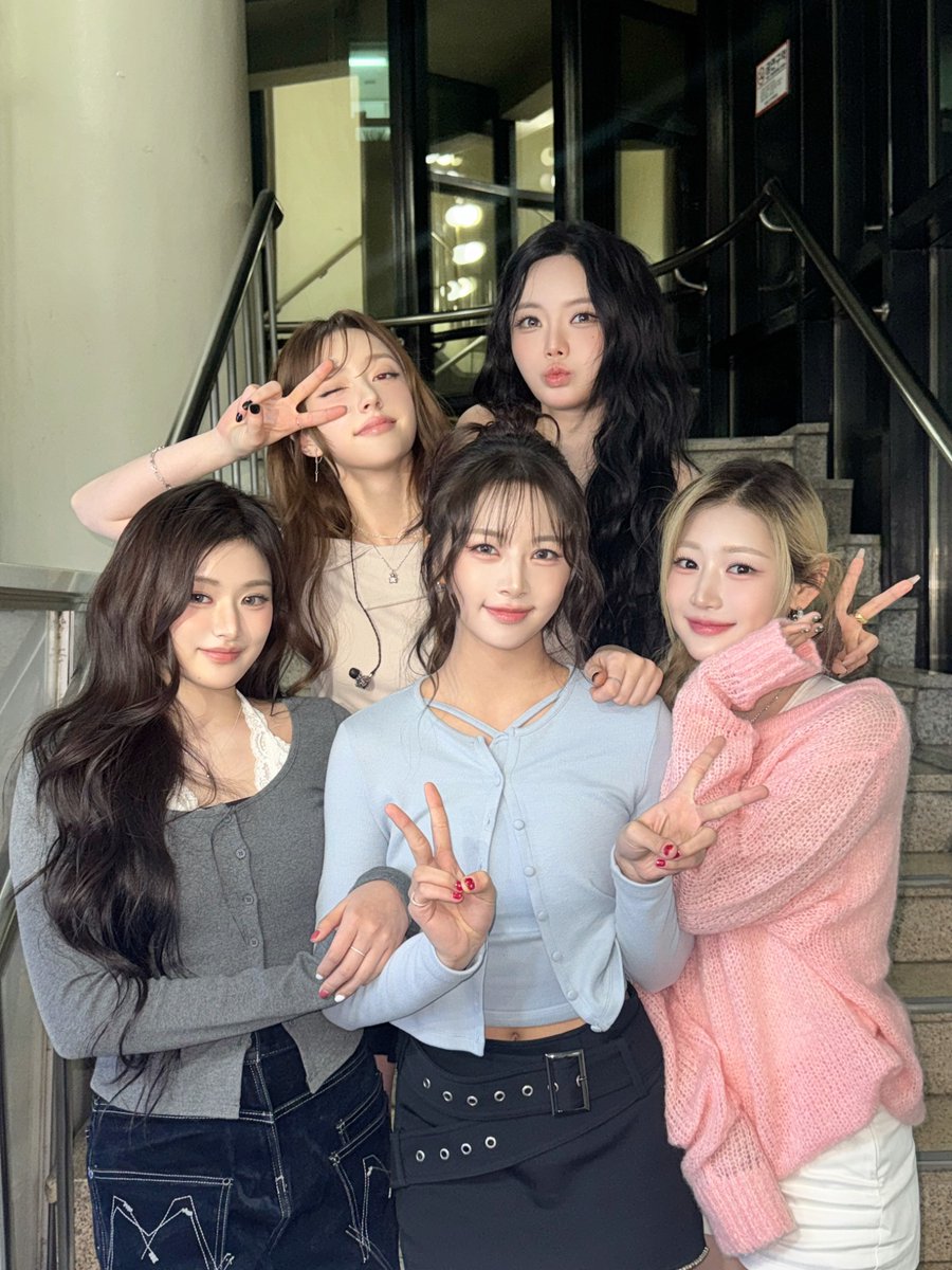 Recent activity shot of FIFTY FIFTY