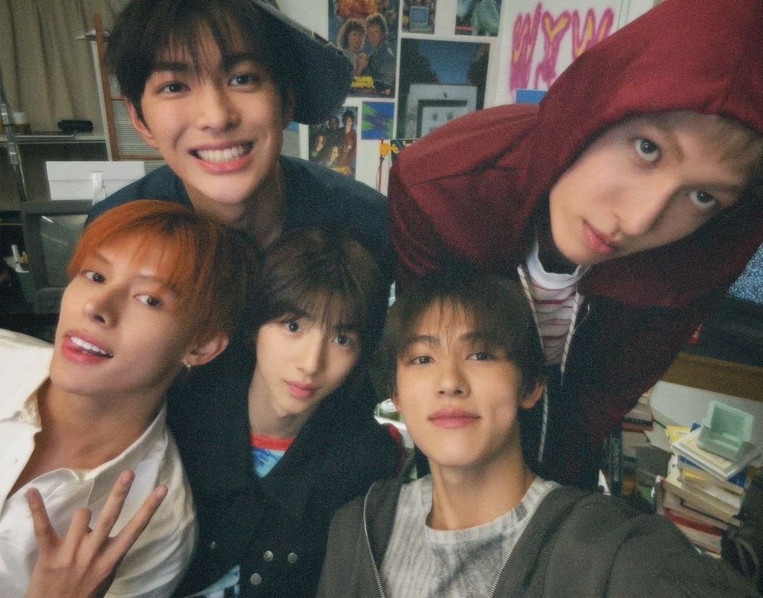 A moment captured by CORTIS's fan