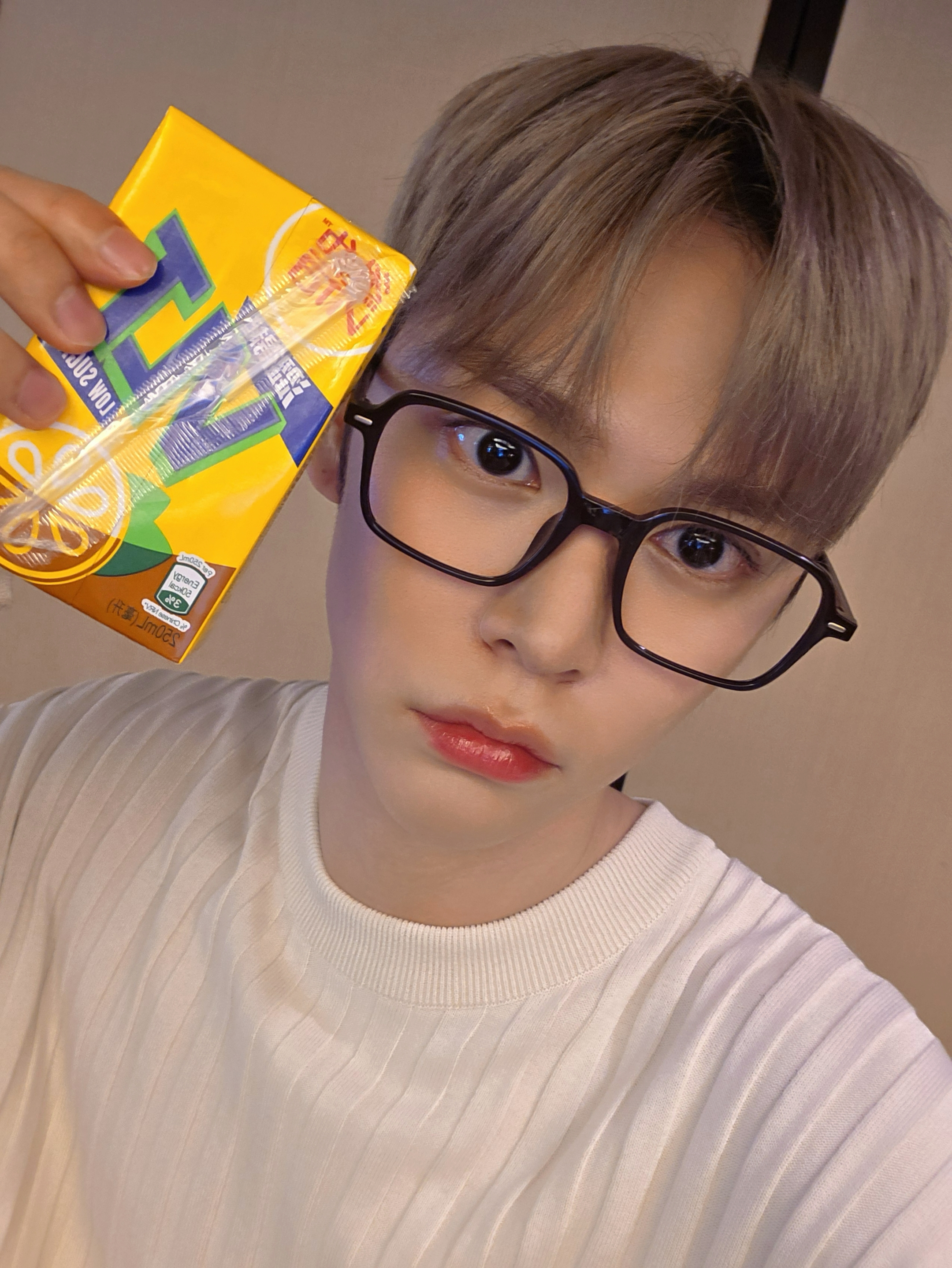 Recent activity shot of Eunseok (RIIZE)