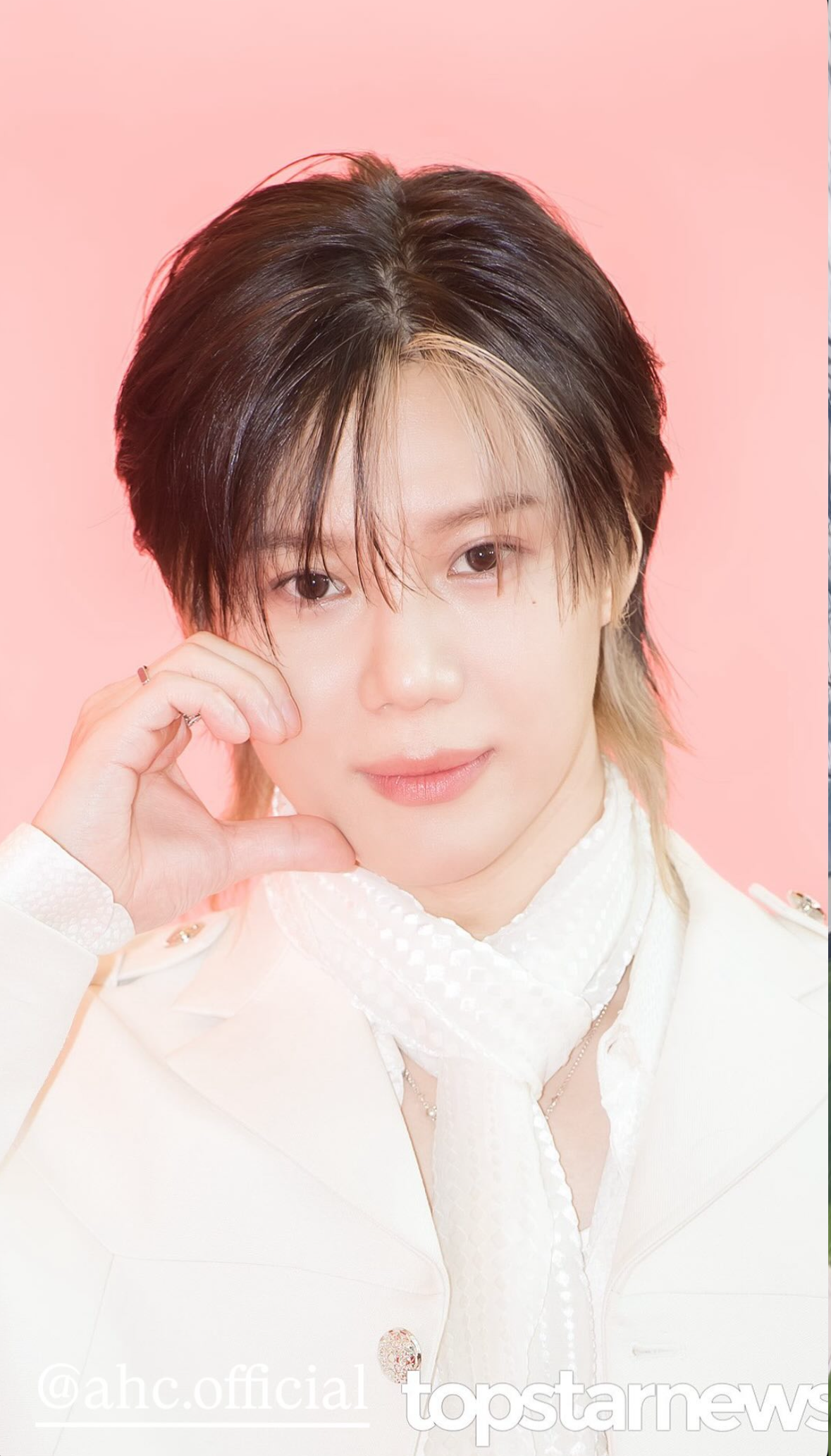 Behind-the-scenes cut of Taemin (SHINee)