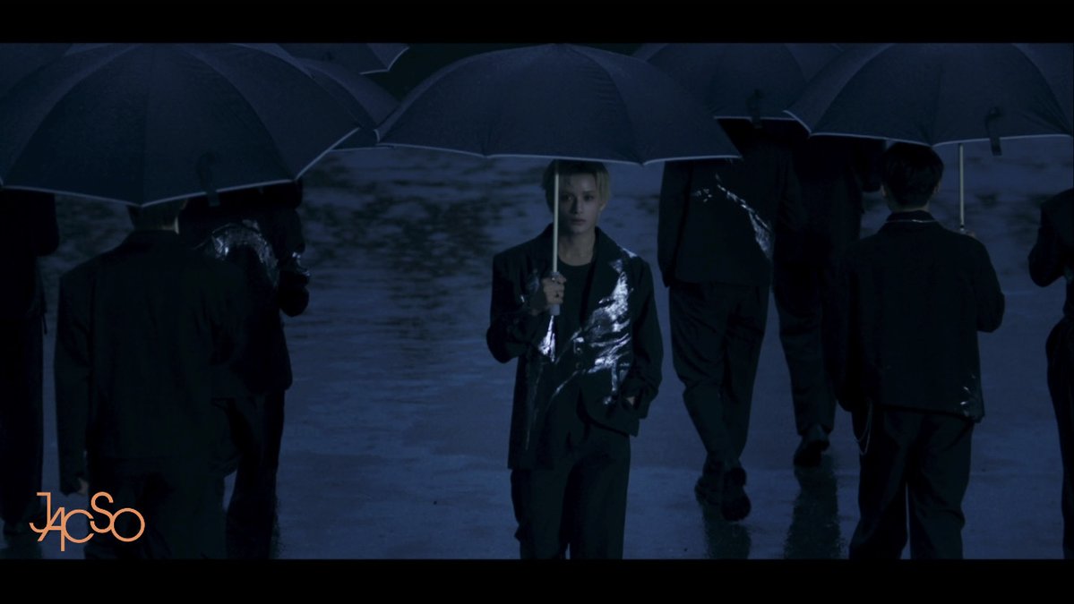 A moment captured by XODIAC's fan