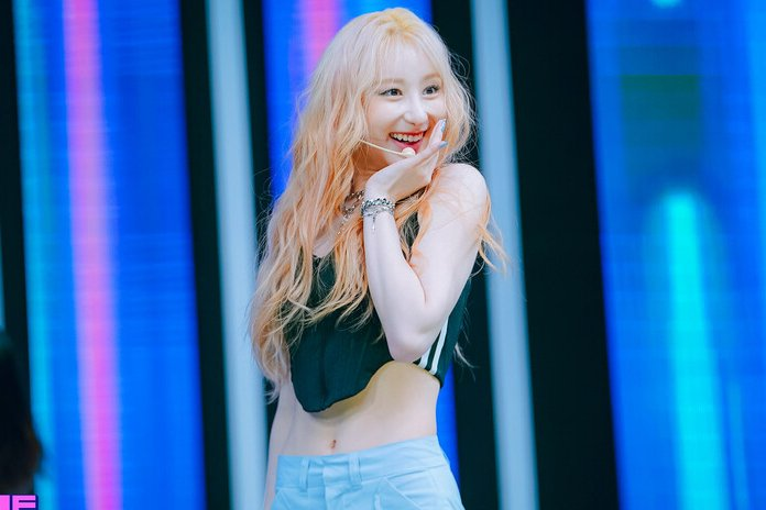 Recent activity shot of Lee Chaeyeon