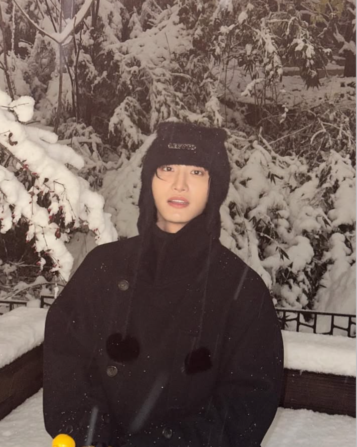 Behind-the-scenes cut of Seonghwa (ATEEZ)