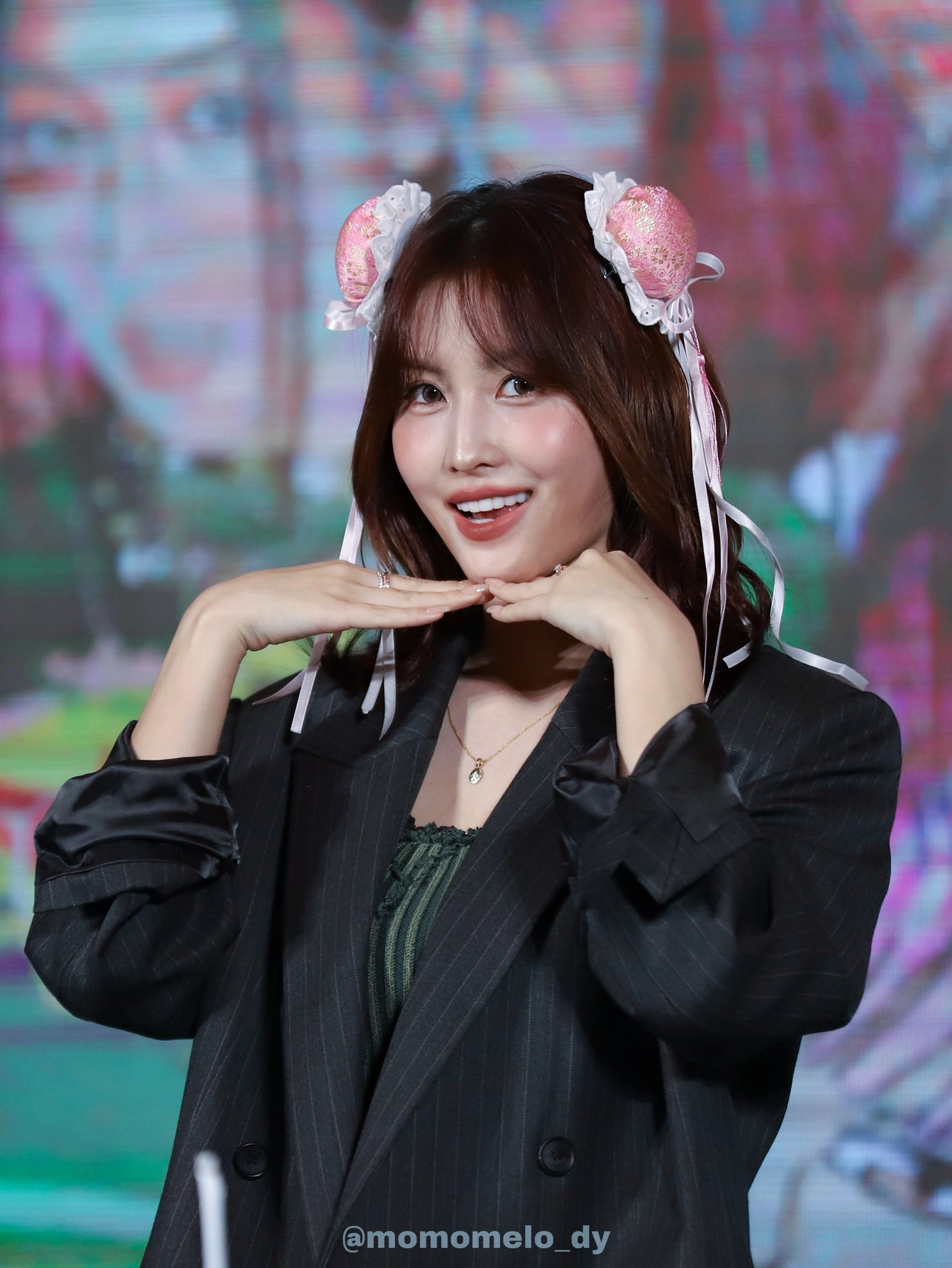 Latest photo of Momo (TWICE)