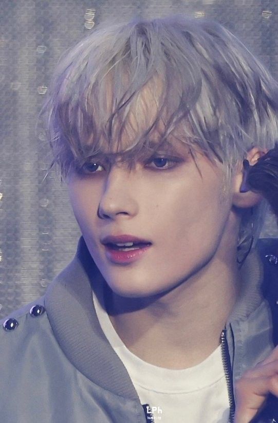 Behind-the-scenes cut of HueningKai (TOMORROW X TOGETHER)
