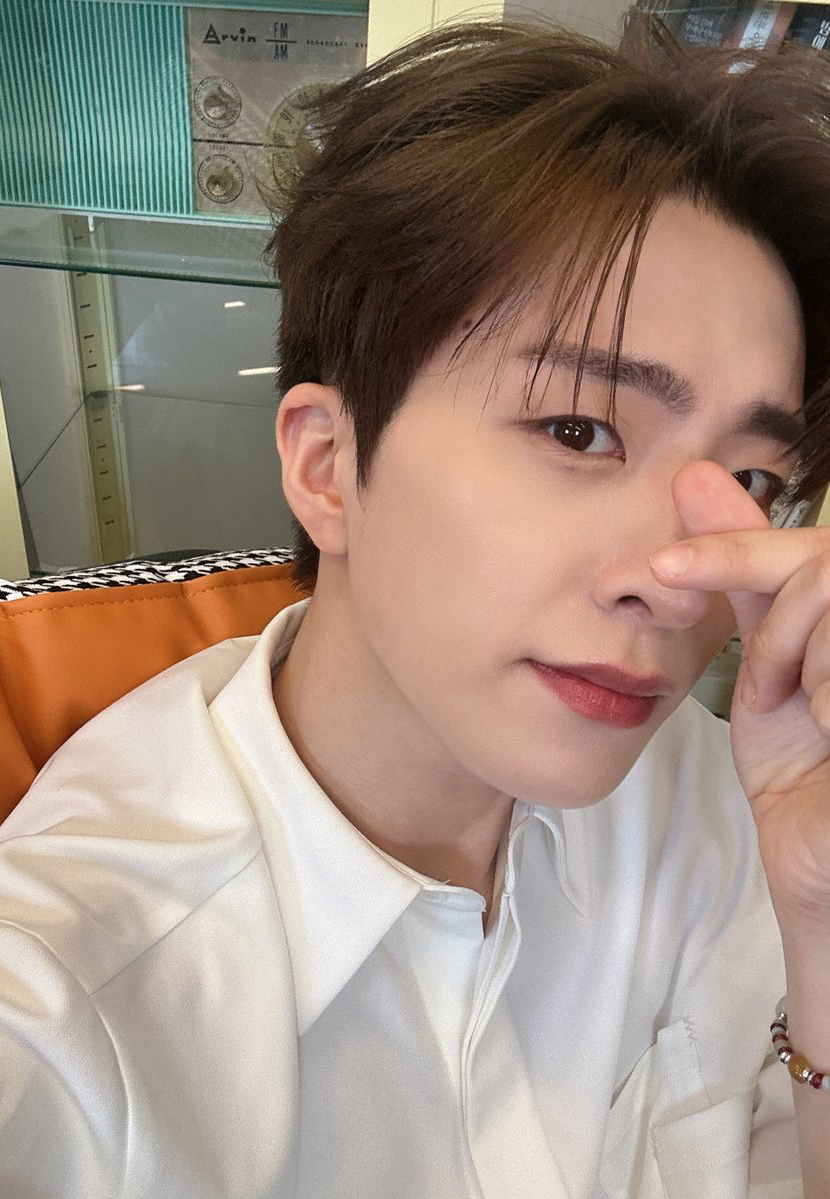 Latest photo of Youngjae (GOT7)