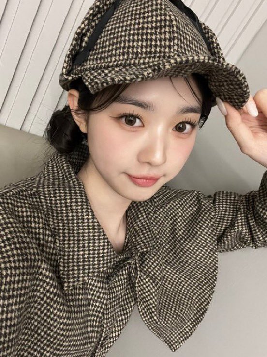 Recent activity shot of Kim Soomin (tripleS)