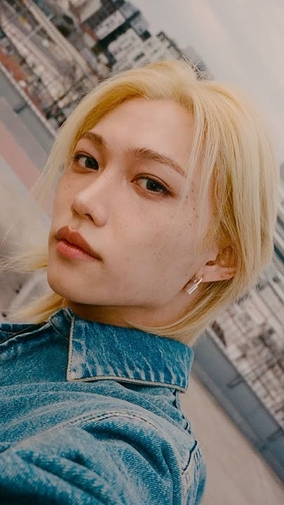 Recent activity shot of Felix (Stray Kids)