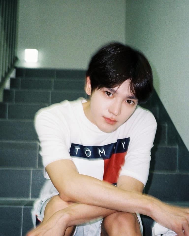 A moment captured by Taeyong (NCT 127)'s fan