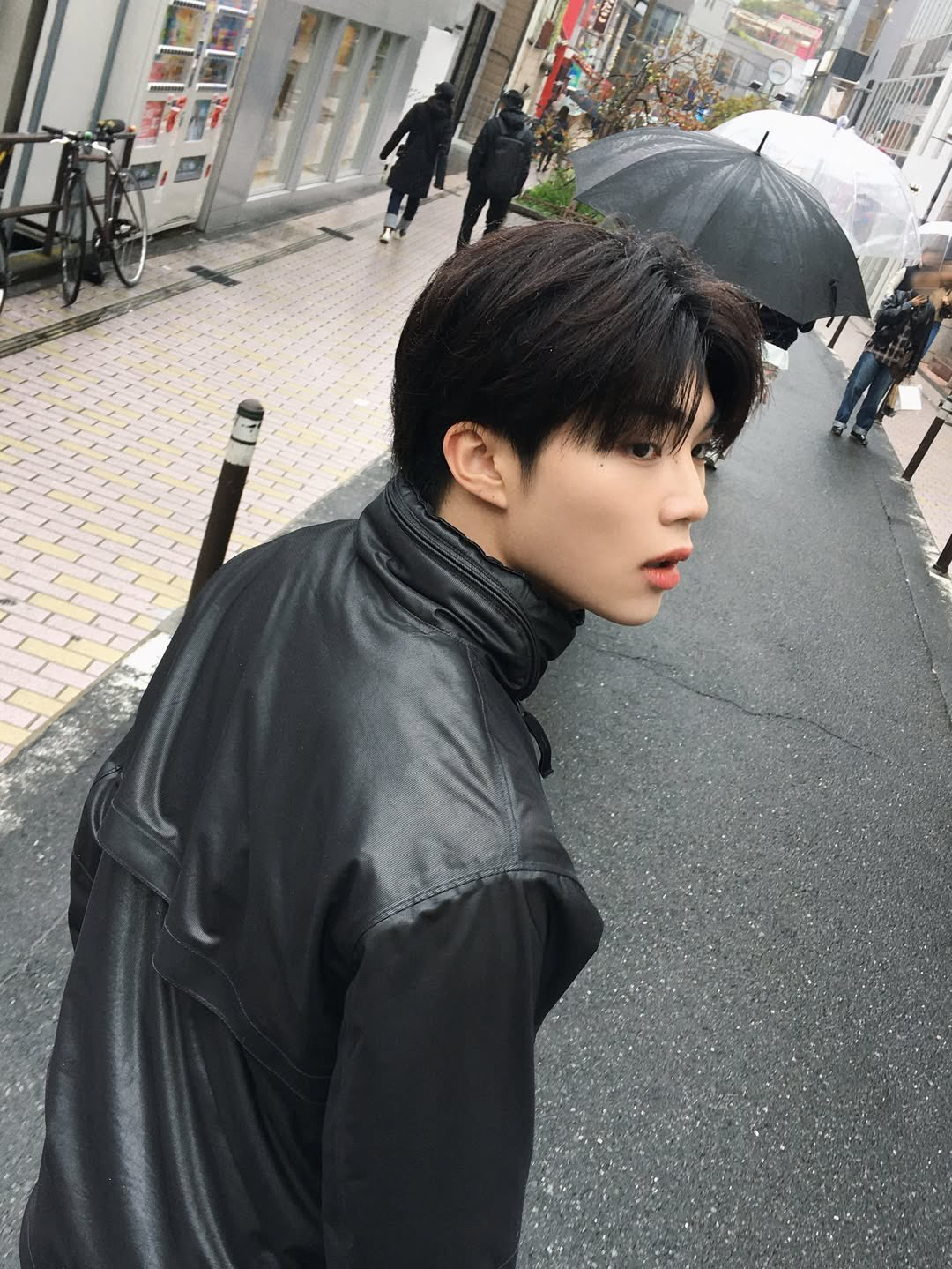 Behind-the-scenes cut of Park Gunwook (ZEROBASEONE)