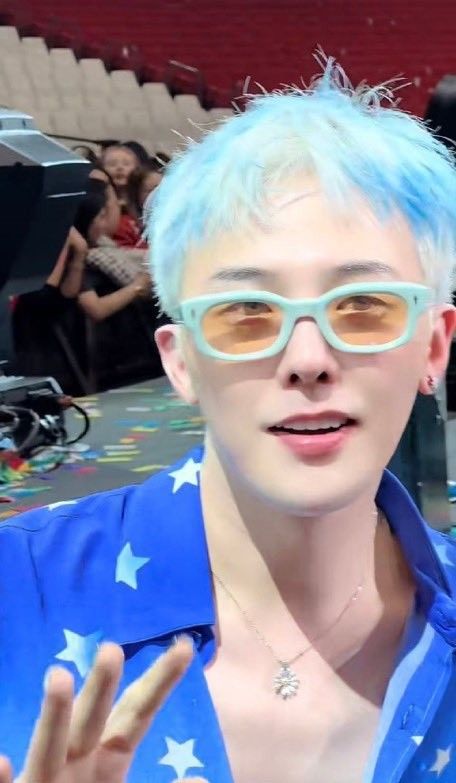 Recent activity shot of G-DRAGON (BIGBANG)