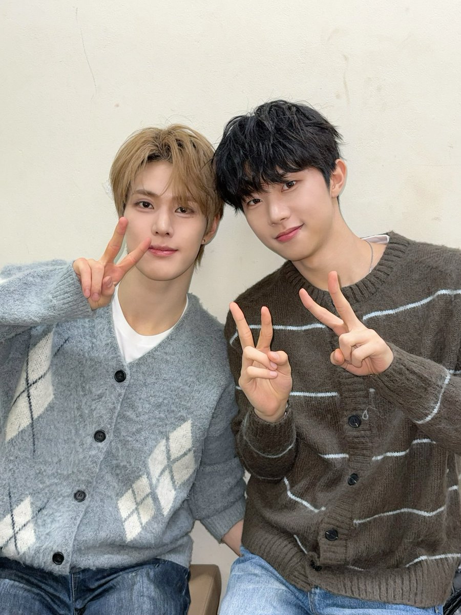 A moment captured by Xikers's fan