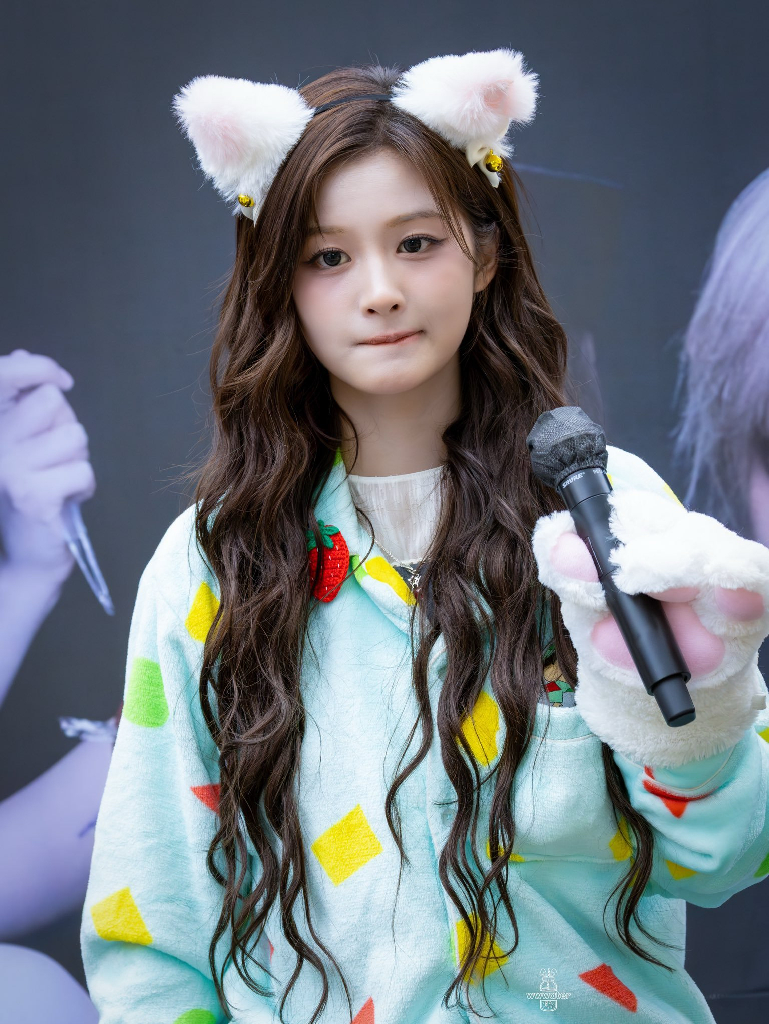 Recent activity shot of NMIXX