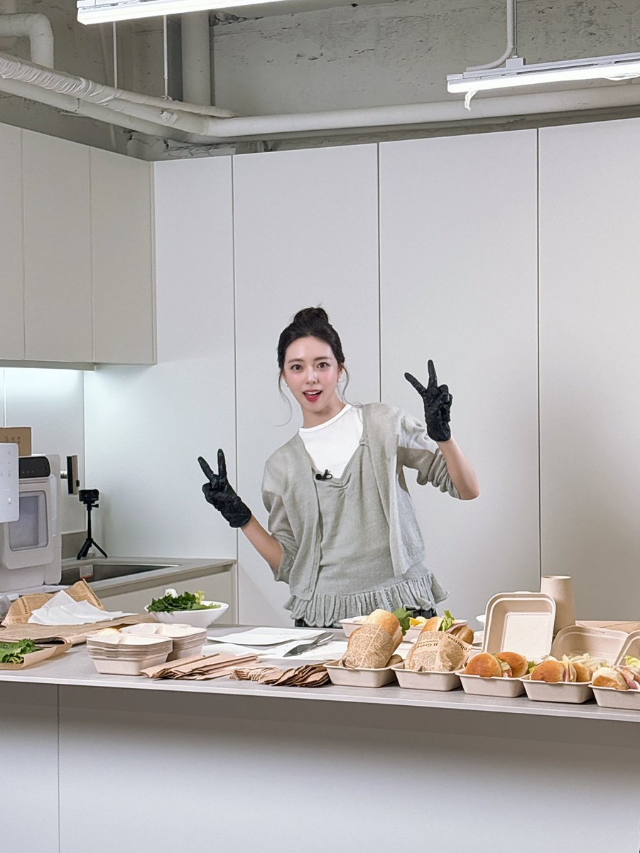 A moment captured by ITZY's fan