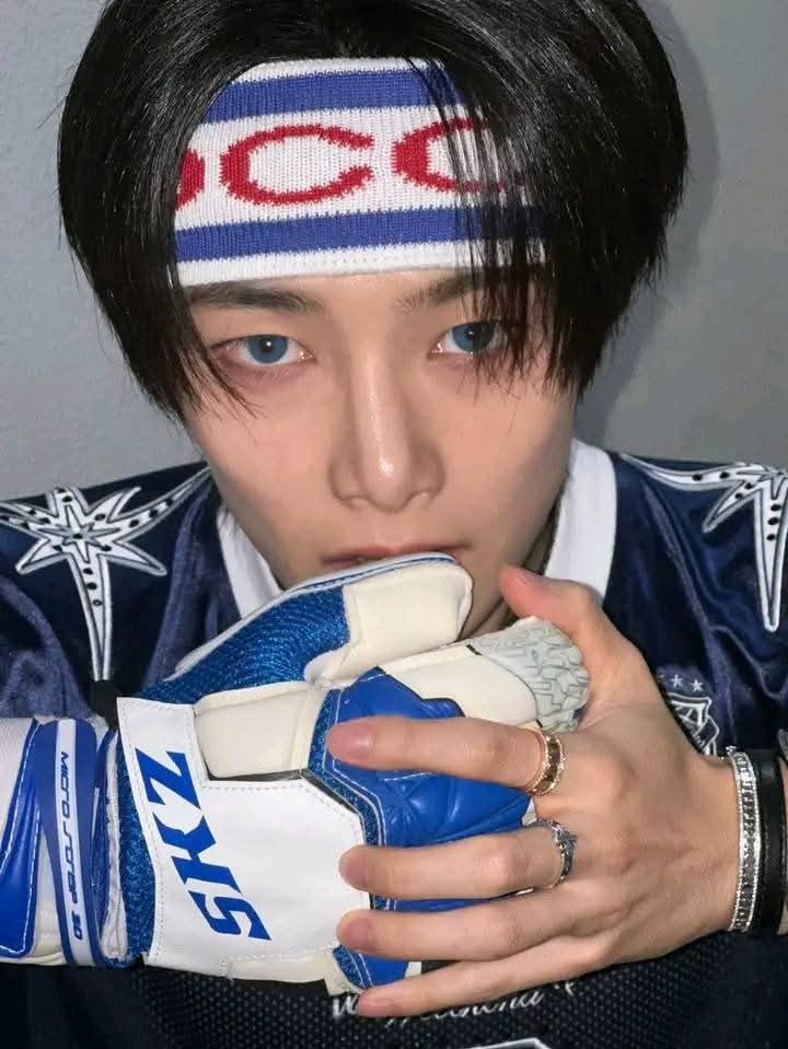 Behind-the-scenes cut of I.N (Stray Kids)