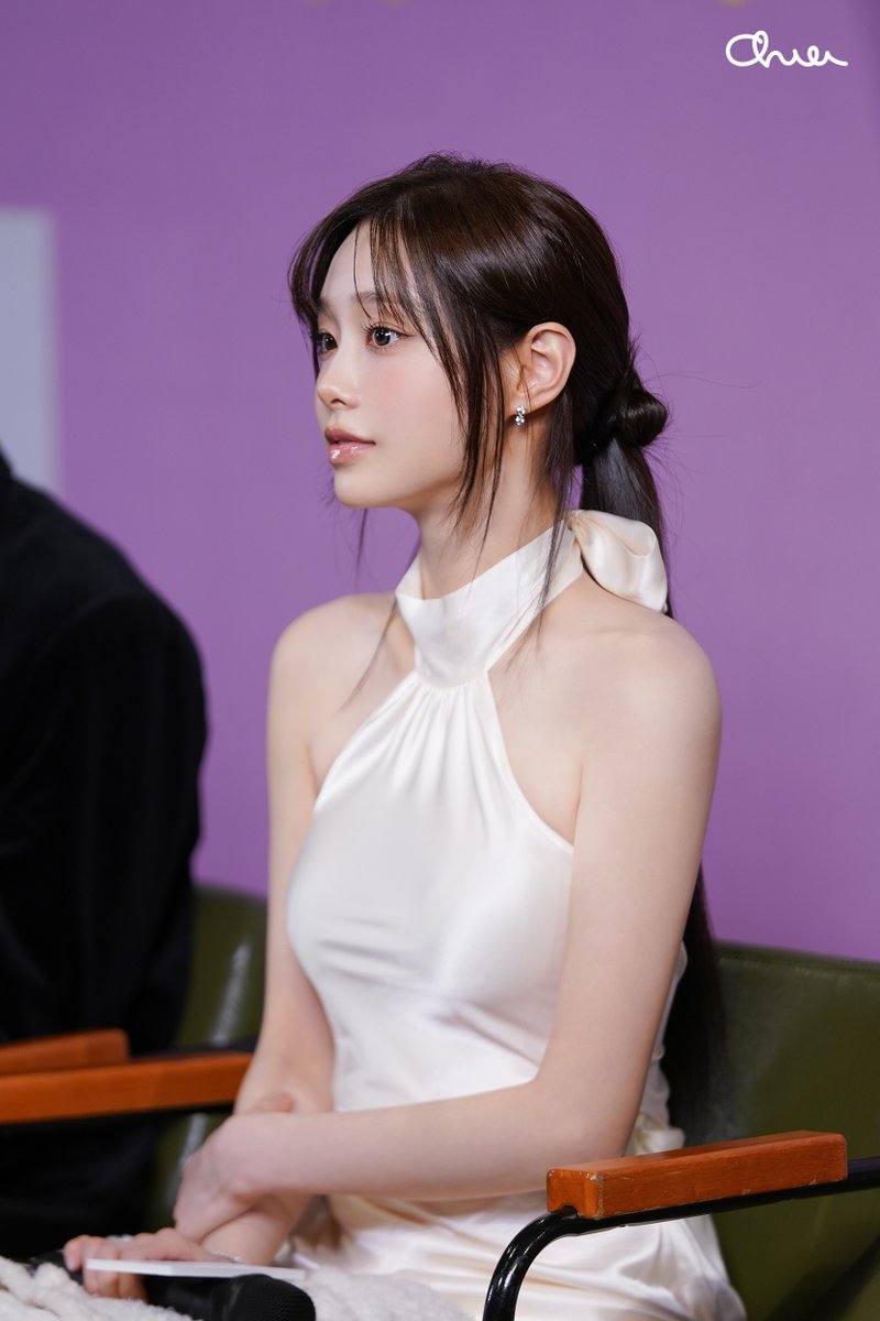 A moment captured by Chuu's fan