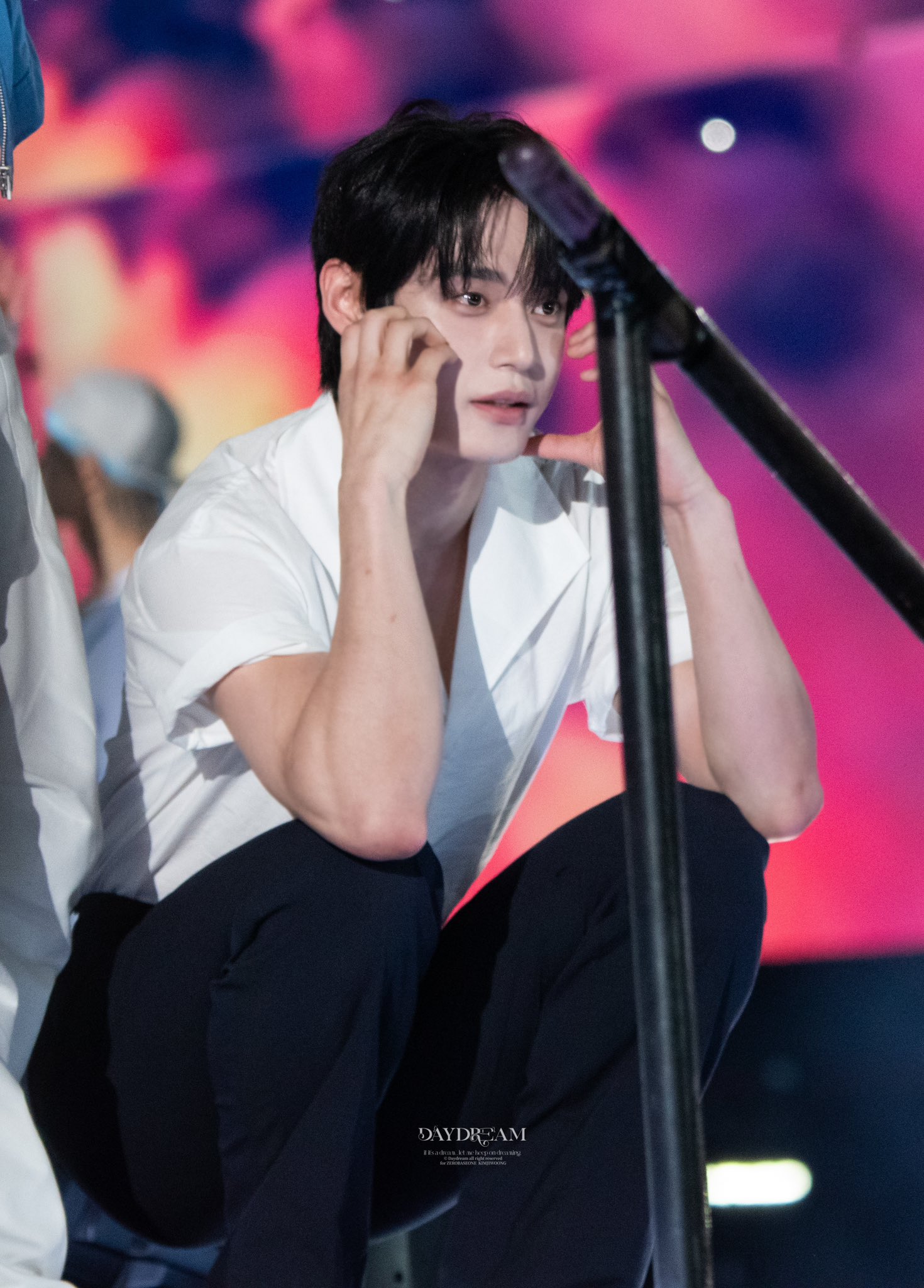 A moment captured by Kim Jiwoong (ZEROBASEONE)'s fan