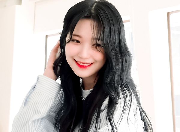 ジホン (fromis_9) [コミュニティ] 最愛ドル - 今話題のK-POP