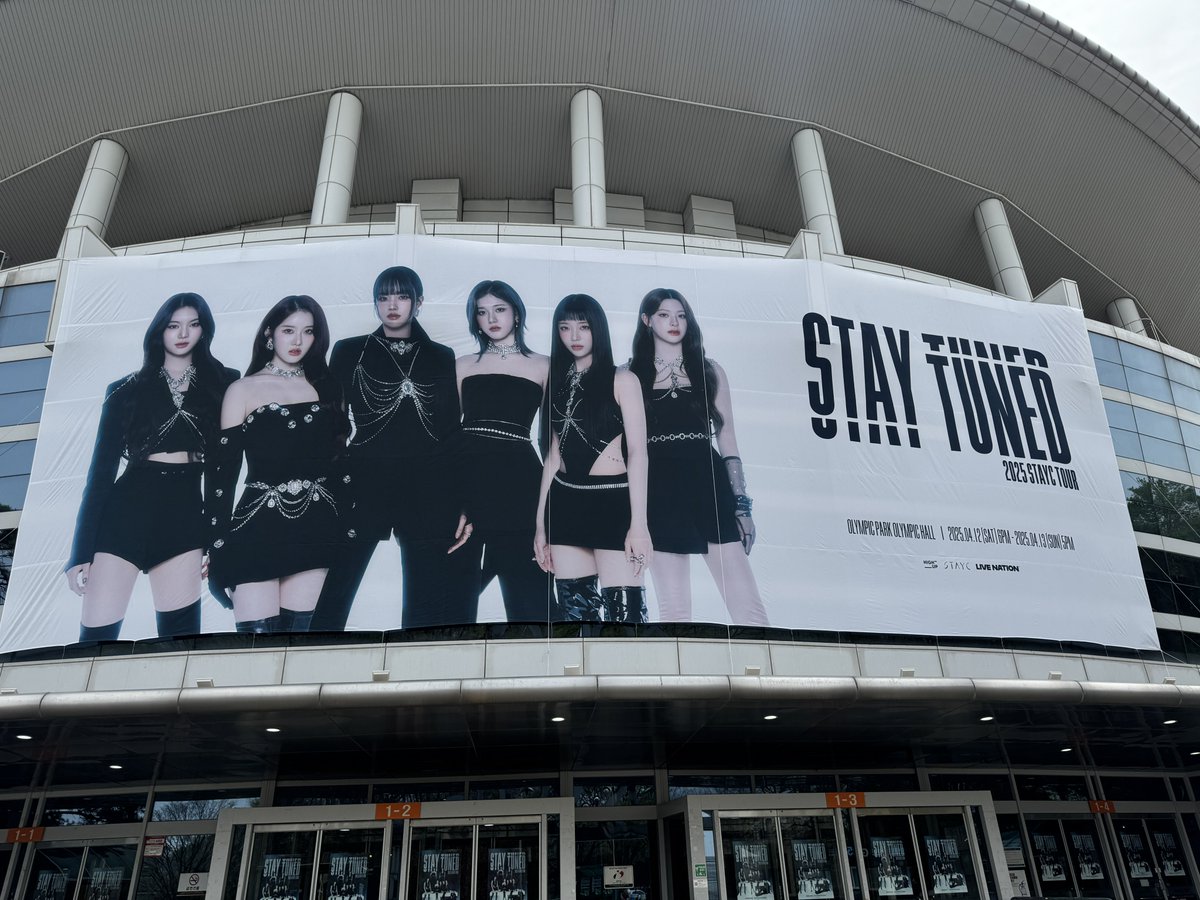 A moment captured by STAYC's fan
