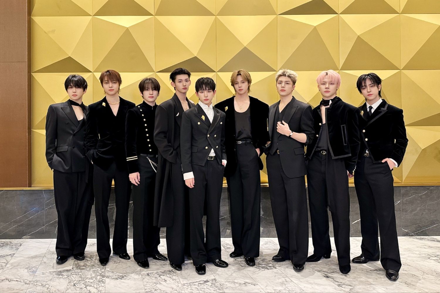 Behind-the-scenes cut of &TEAM