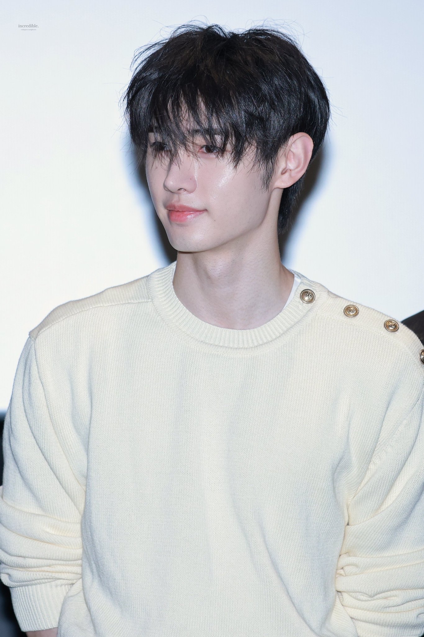 Latest photo of Sunghoon (ENHYPEN)