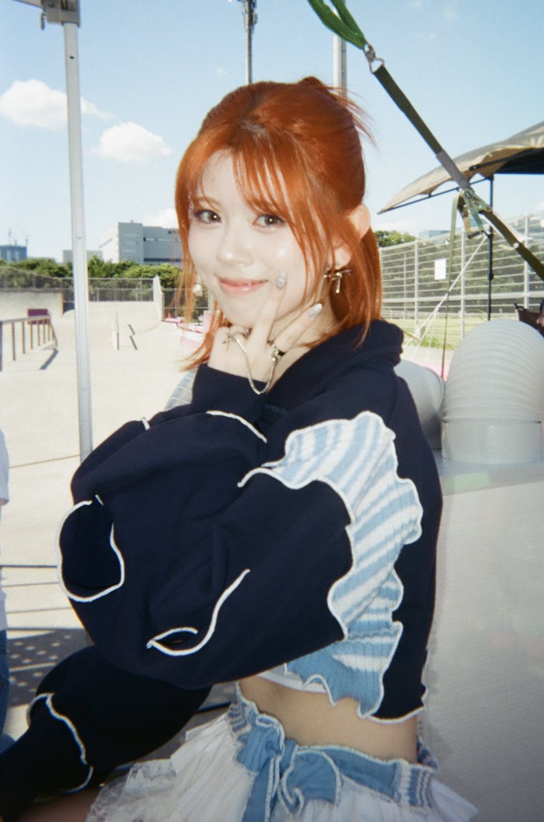 Latest photo of NiziU
