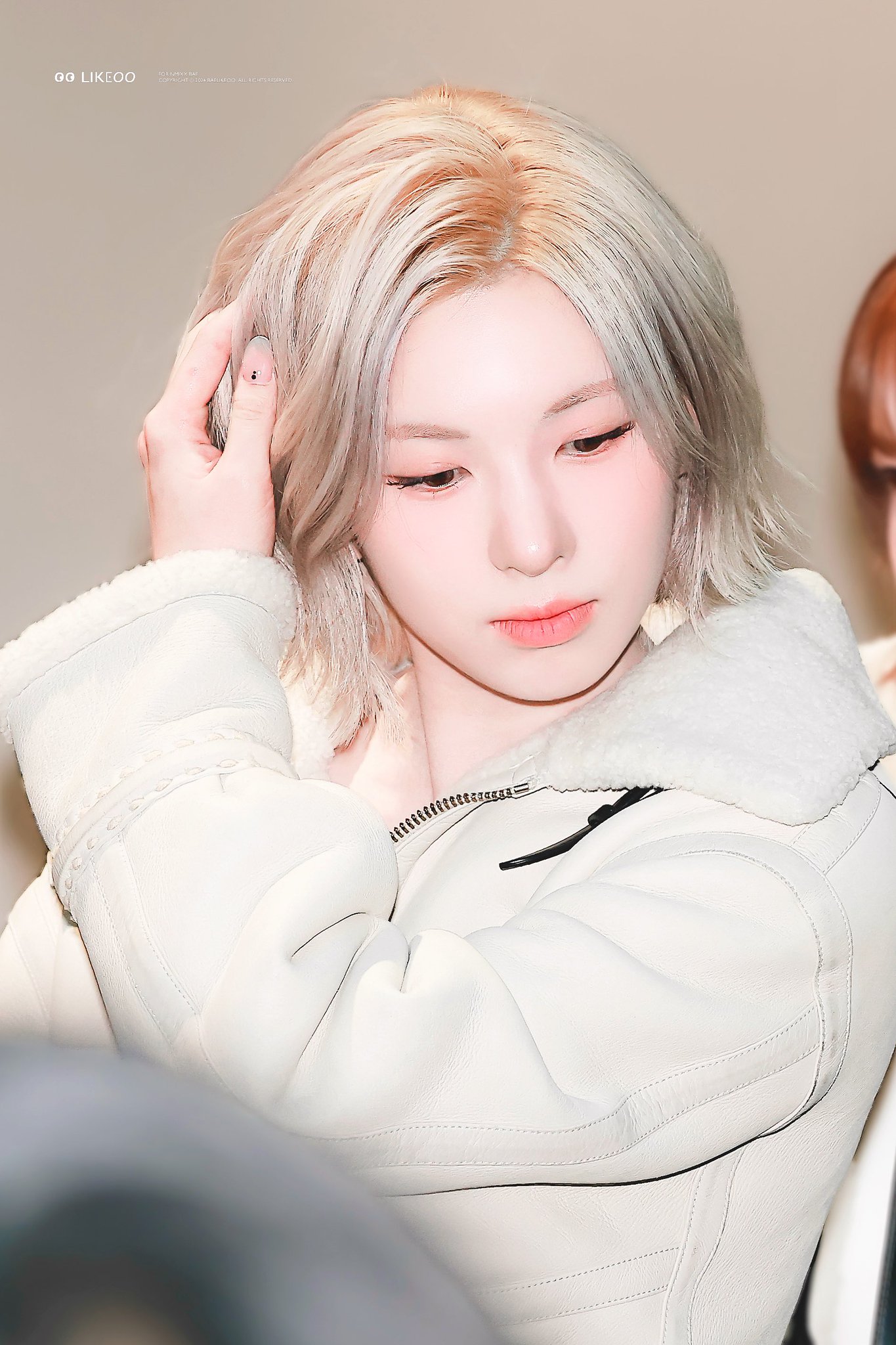 Behind-the-scenes cut of NMIXX