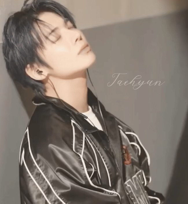 太顯 (TOMORROW X TOGETHER)粉絲拍下的瞬間