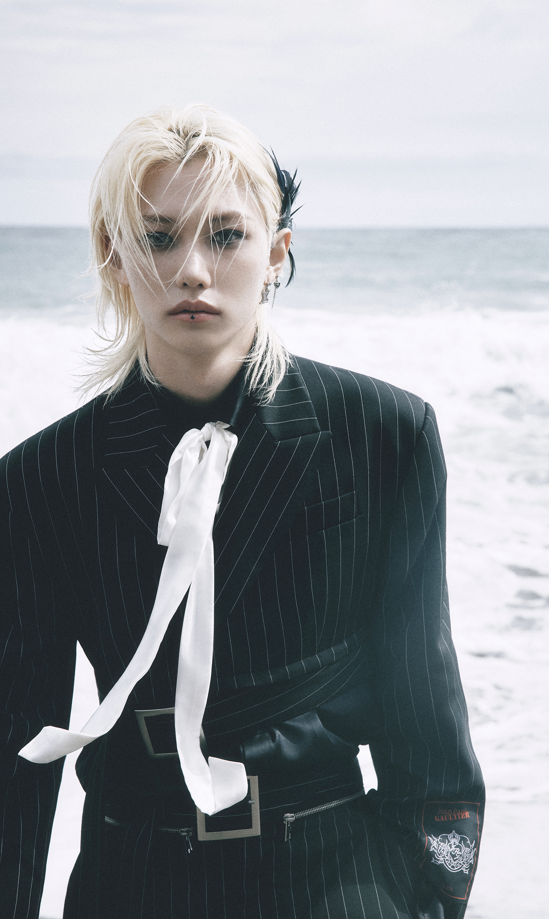 Fandom-recommended wallpaper image of Felix (Stray Kids)