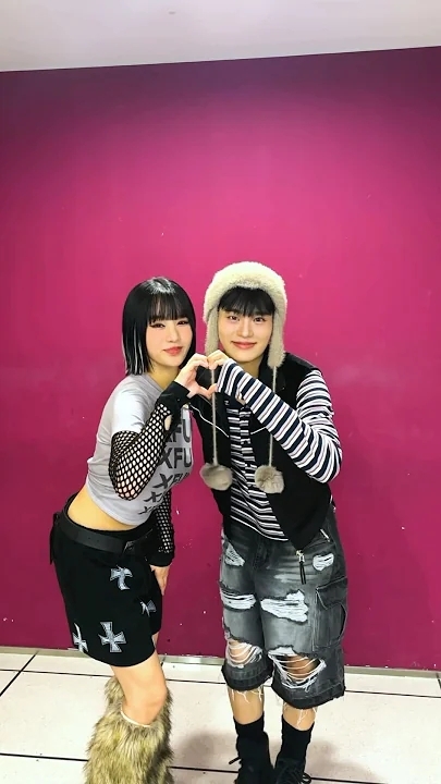 A heartfelt wallpaper shared by Lee Daehwi (AB6IX)'s fans