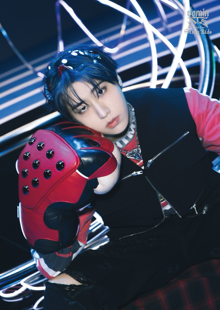 Behind-the-scenes cut of HAN (Stray Kids)