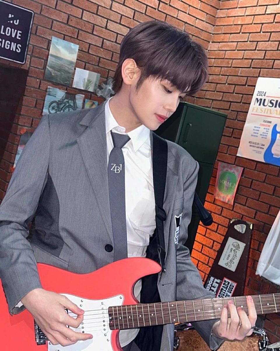 Behind-the-scenes cut of Kim Taerae (ZEROBASEONE)